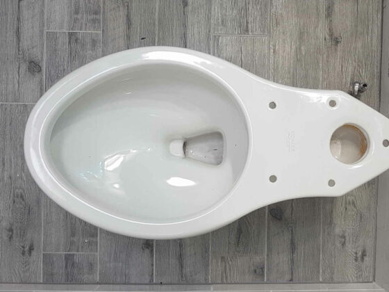 How Long After Installing a Toilet Can You Use It © HouseHow.com