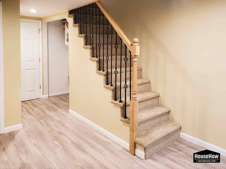 The most common reason for finishing a basement is that we need more living space. The addition of 2 rooms and a bathroom also increases the value of our property, so it is worth doing it legally © HouseHow.com